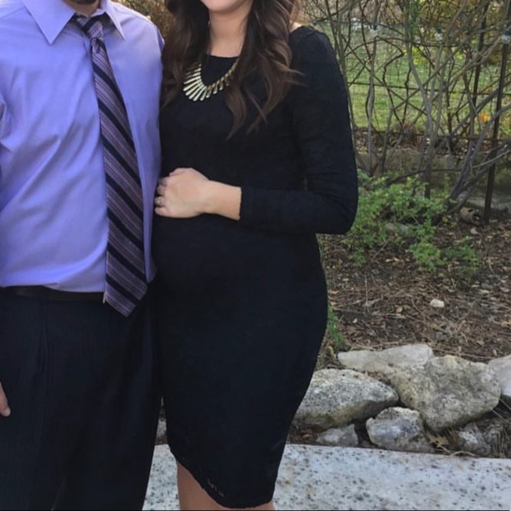 Ingrid and Isabel lace fitted maternity dress